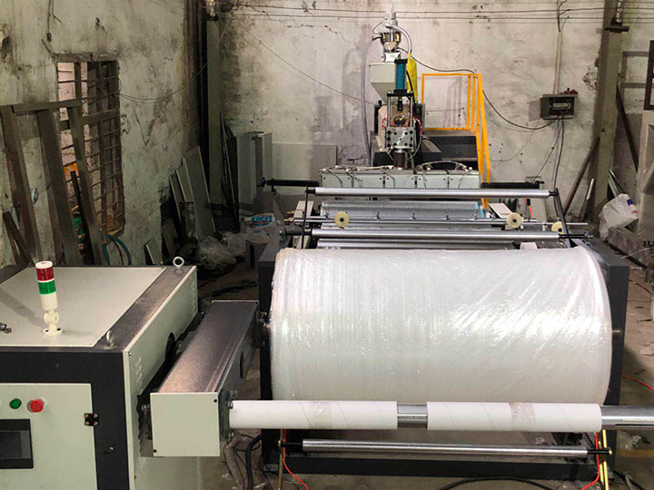 LSPE1600型全自動(dòng)高速聚乙烯氣泡膜機(jī)（氣墊膜機(jī)）設(shè)備氣泡膜機(jī)器